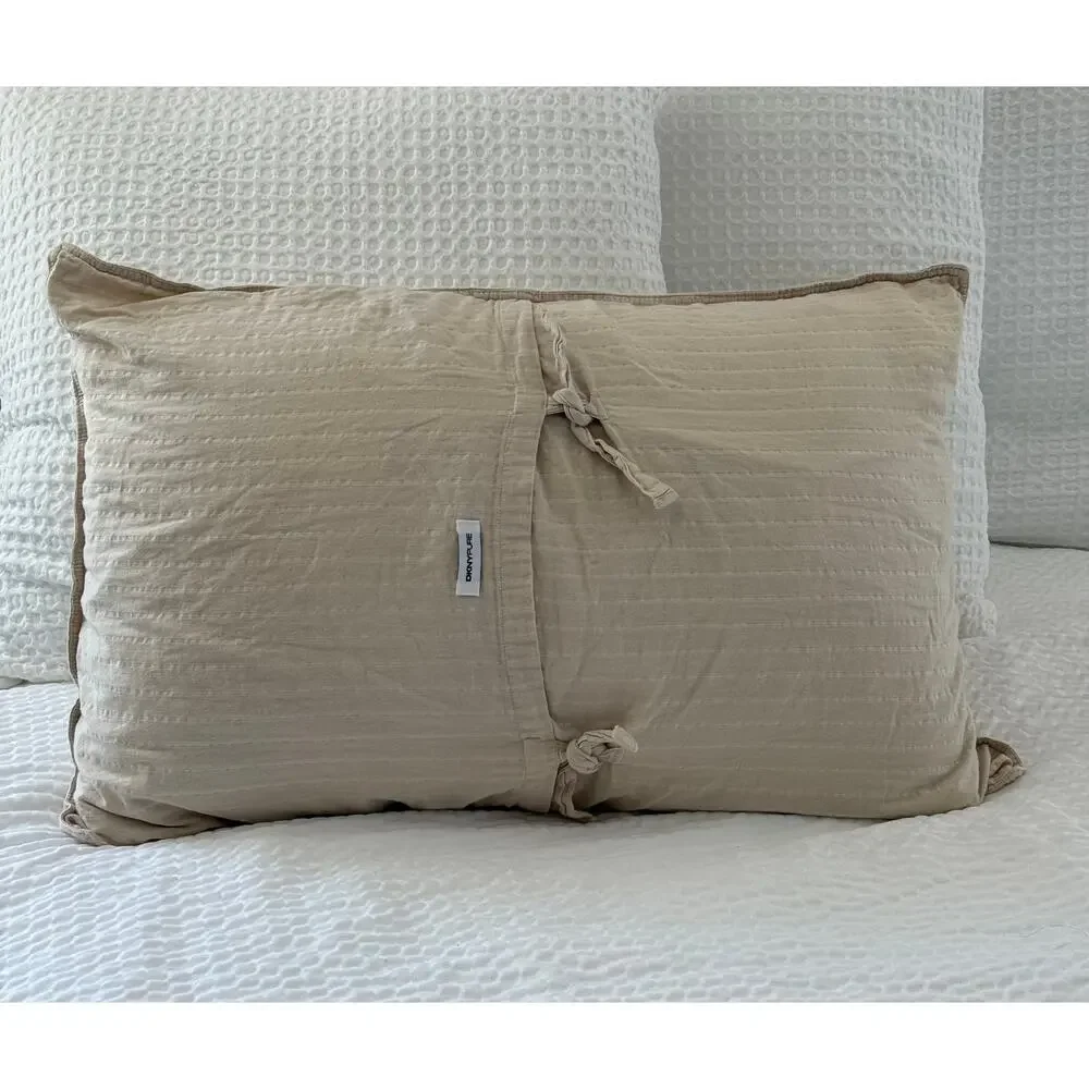 Dkny minimalist style earthy
