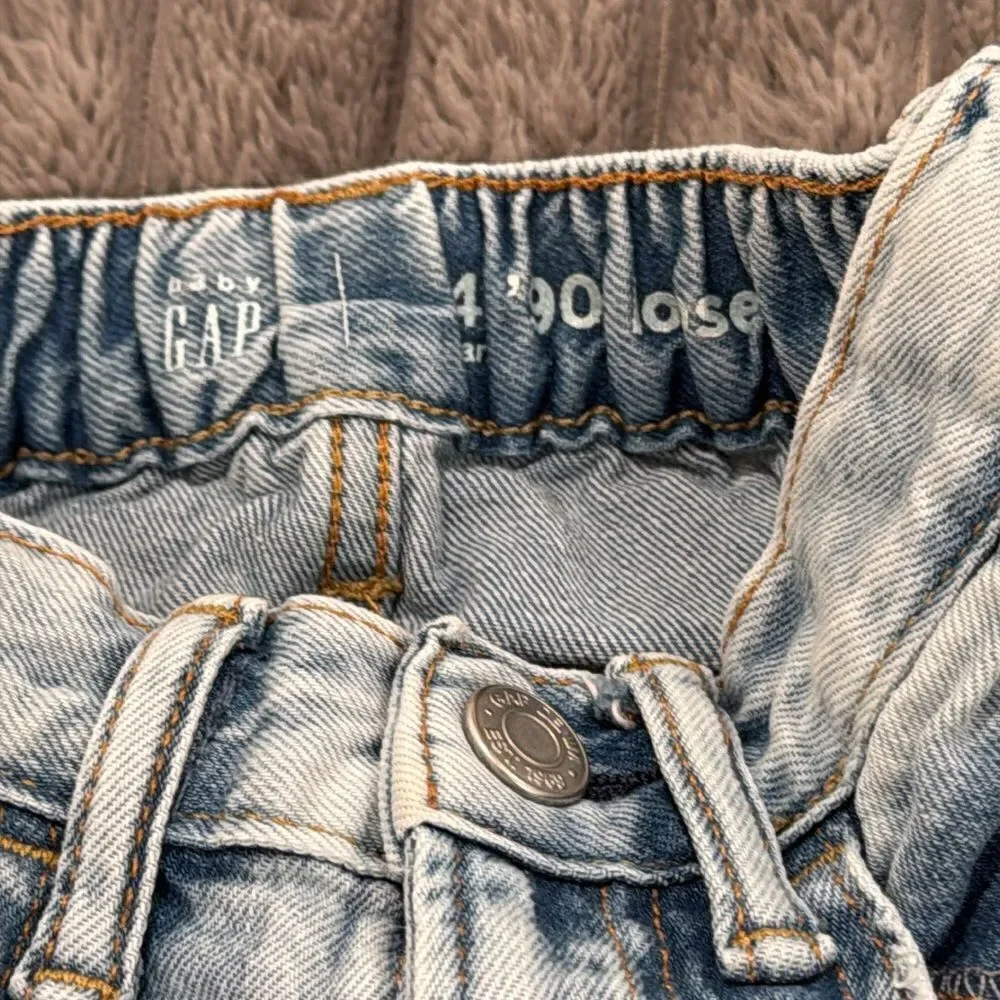 GAP preloved ‘90s