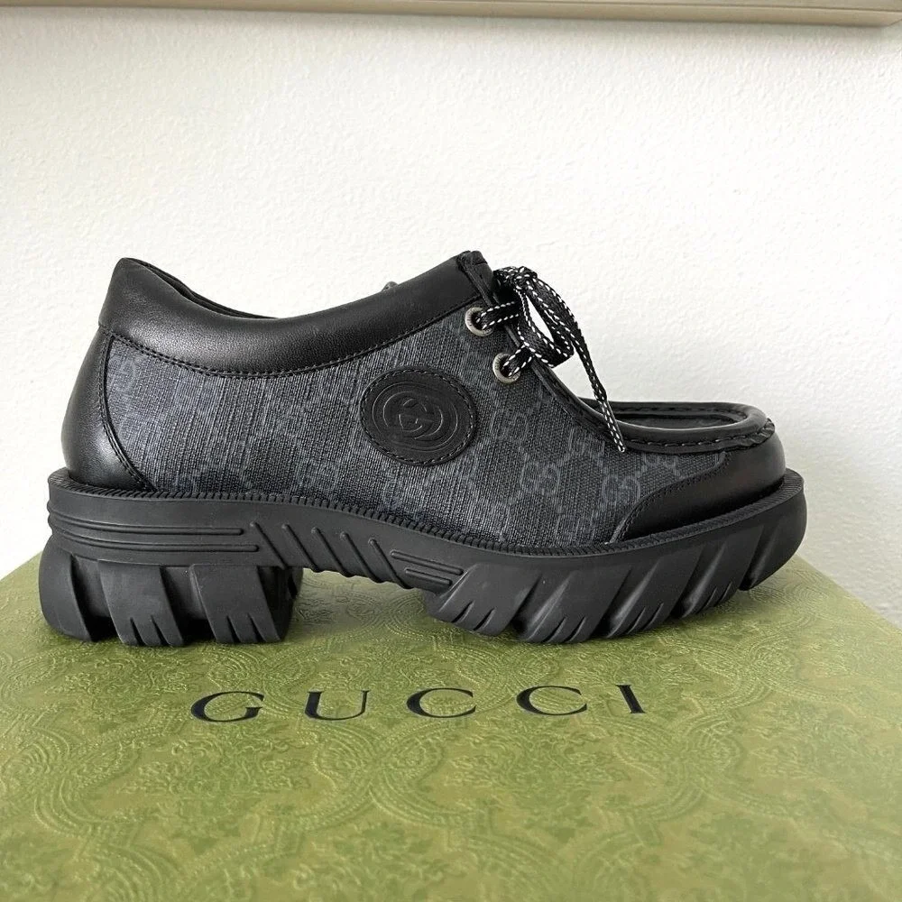 Gucci black gg