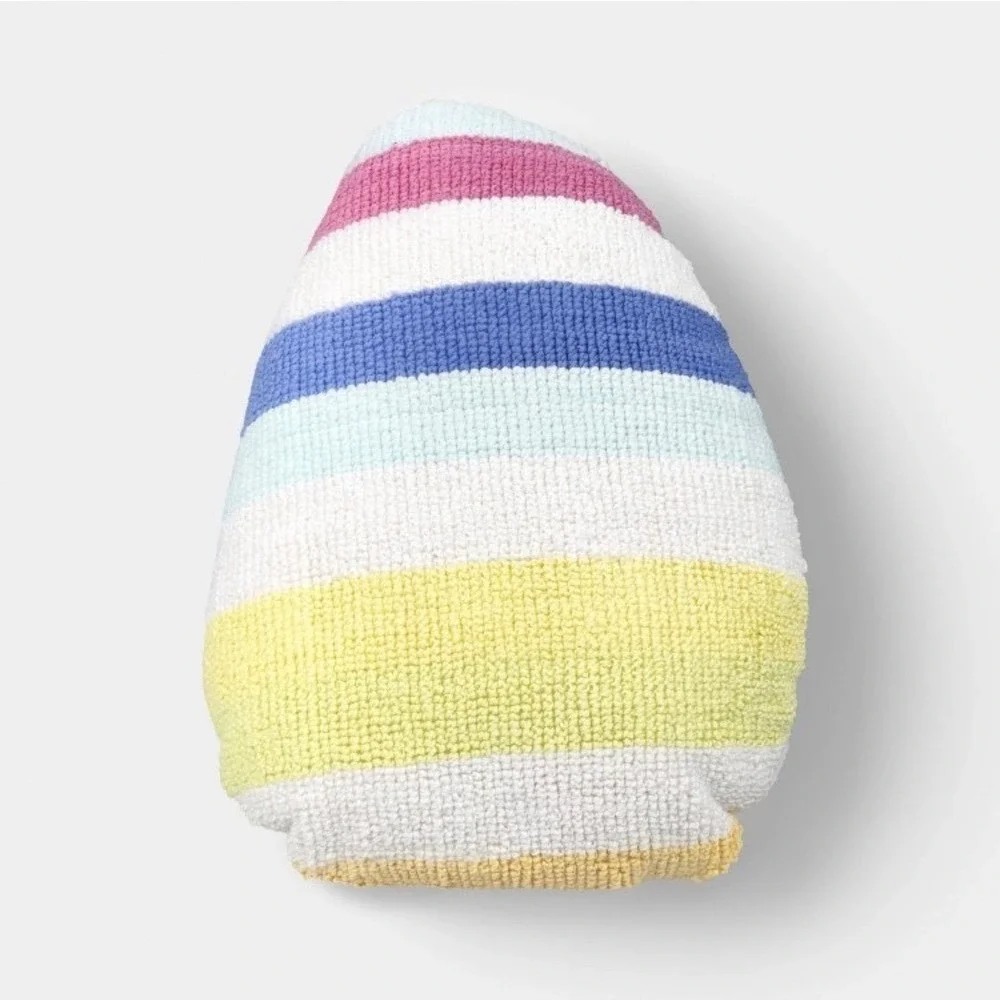 Room Essentials oval shaped