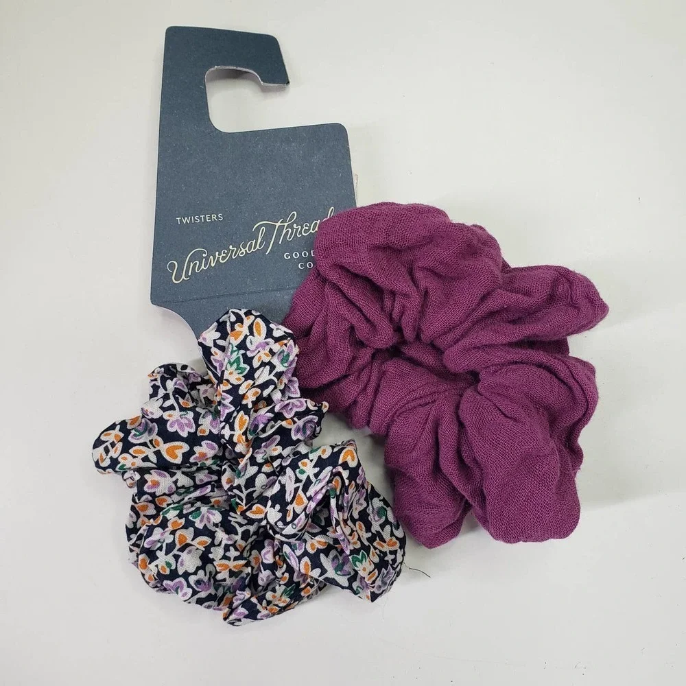 Universal Thread nwt ivory floral