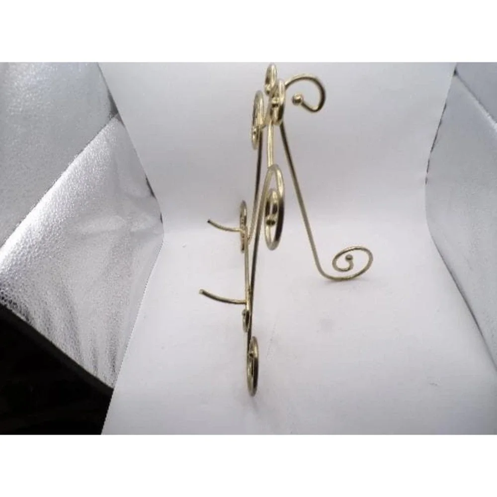 N/A decorative gold