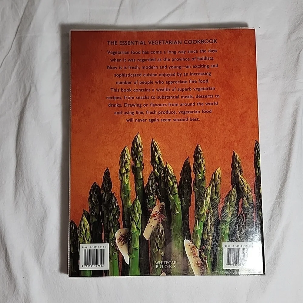 Whitecap Books essential vegetarian
