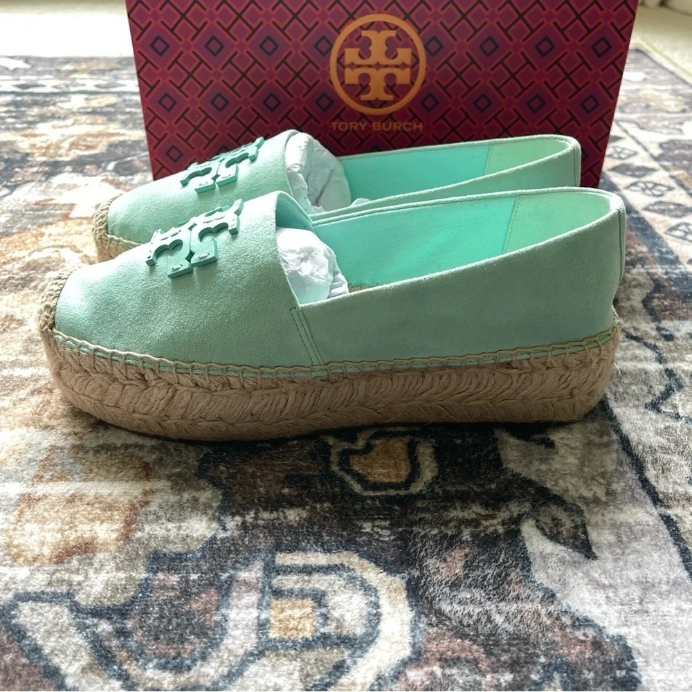 Tory Burch size worn