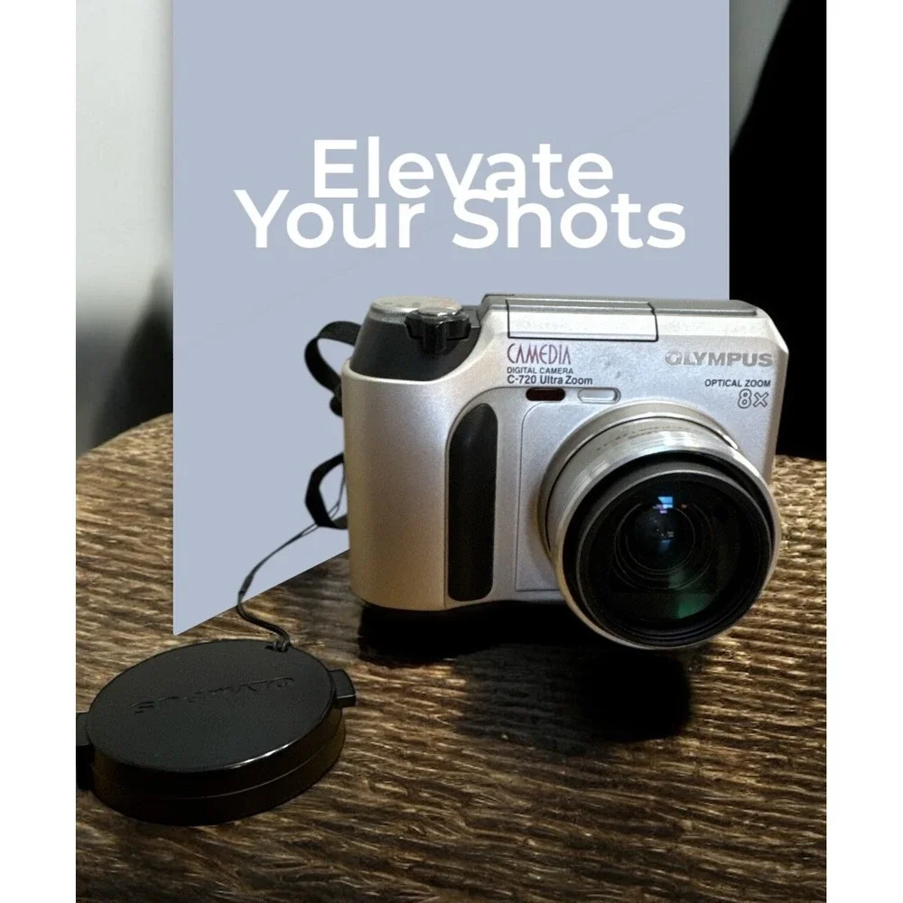 Olympus CAMEDIA C-720 Ultra Zoom 3.0 MP Digital Camera  No Card‎ Tested Works!