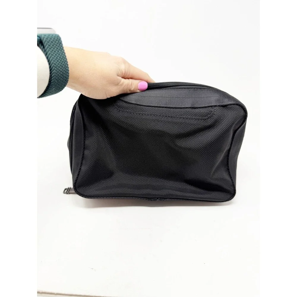 Tumi Ballistic Nylon Toiletry Bag Vanity Case Cosmetic Travel Kit Ion Television
