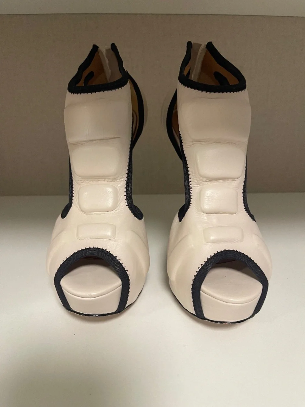 L.A.M.B. by Gwen Stefani Leather Peep-Toe Platform Booties 7 Cream & Black