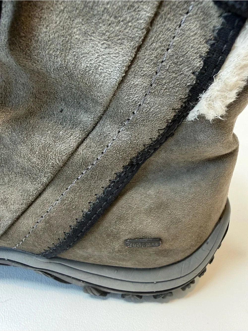 Patagonia tie closure lining