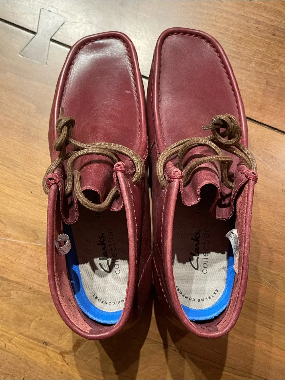 Clarks contrast boots
