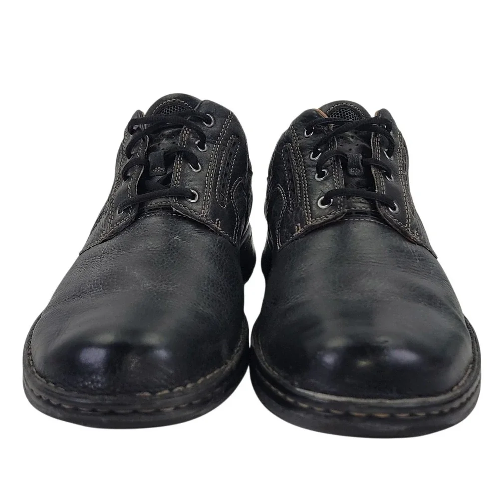 Clarks unstructured un