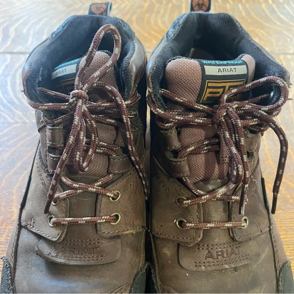 Ariat men dark