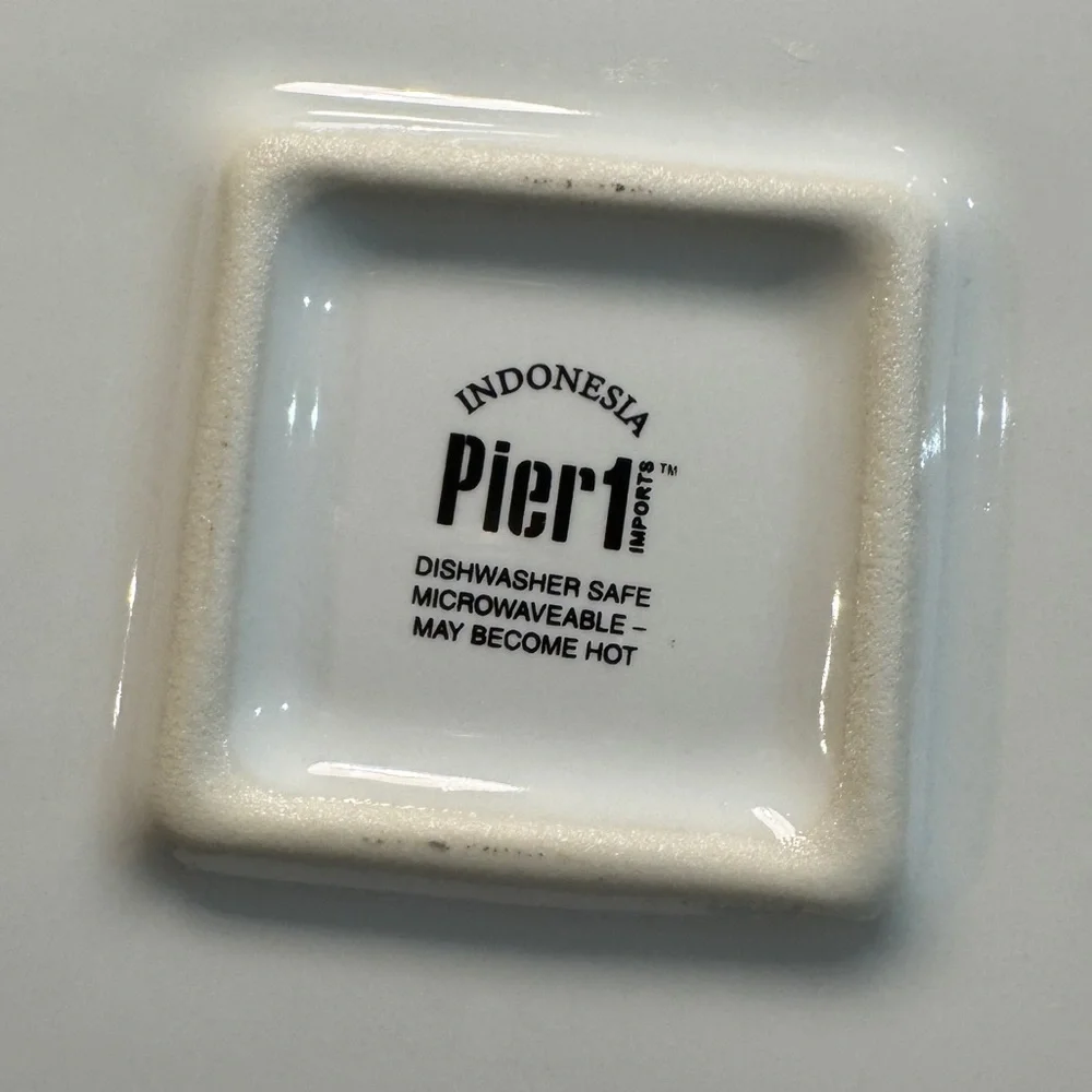 Pier 1 pier porcelain