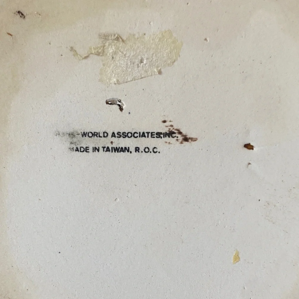 N/A glazed ceramic