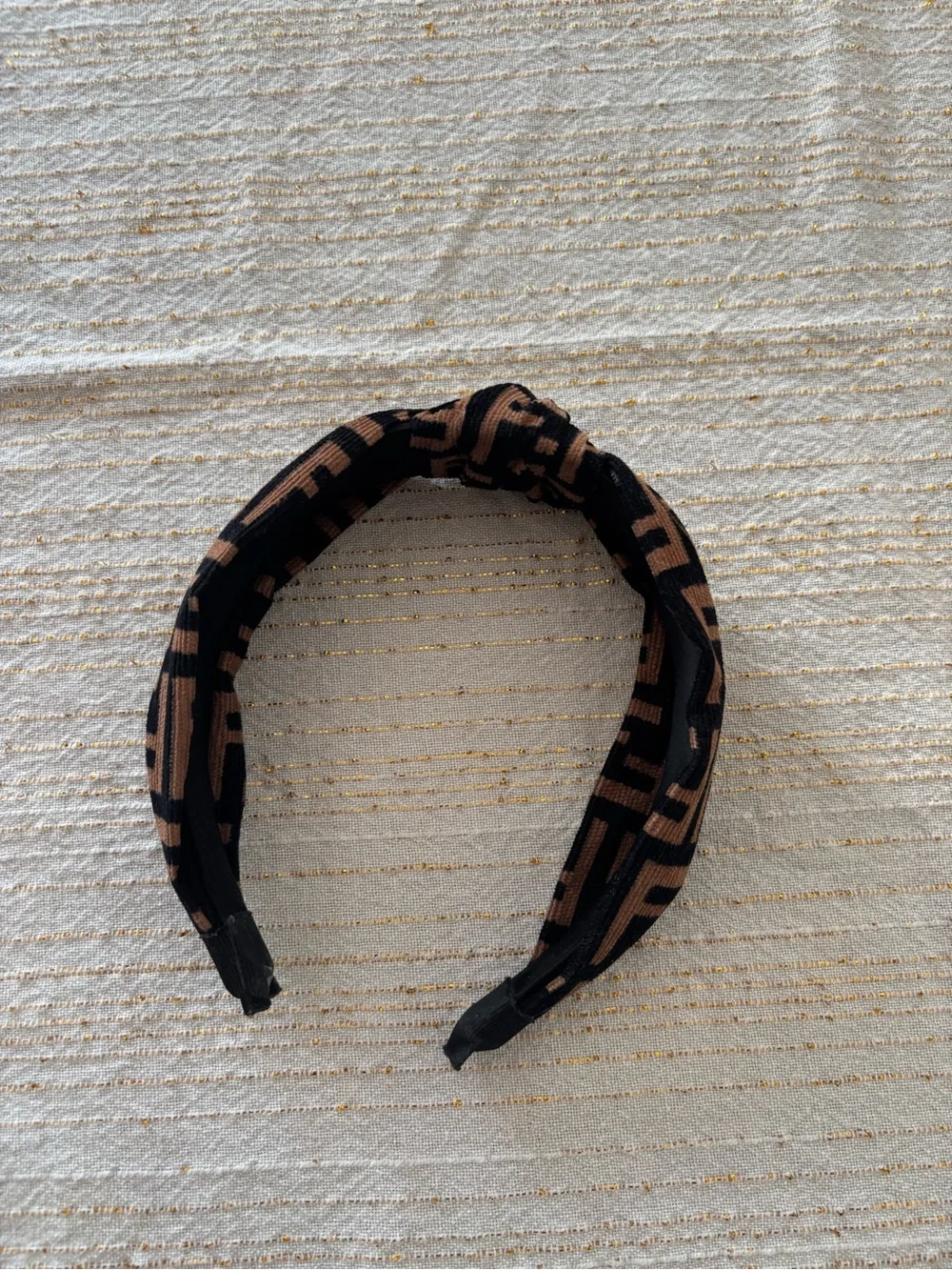 None stylish knotted