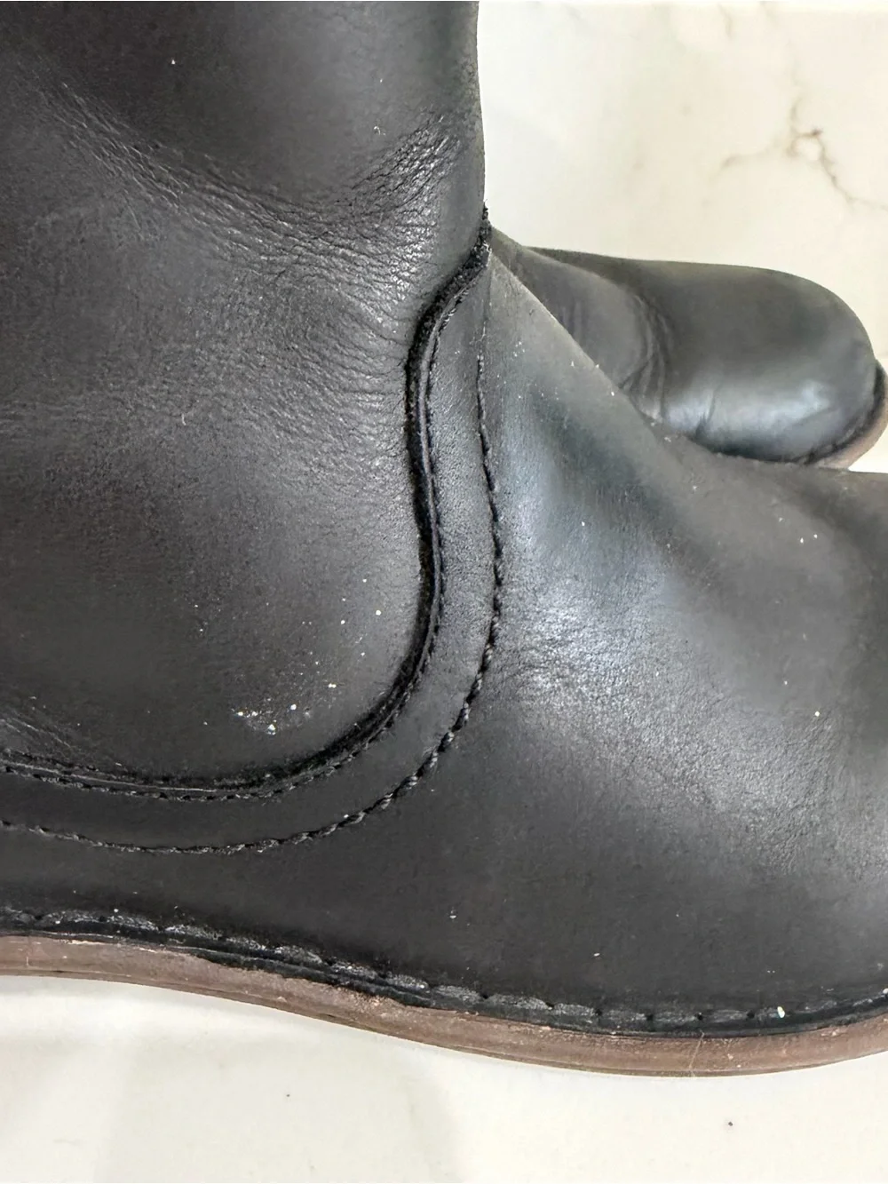 UGG Women's Sz9 Neevah Short 1004177 Black Leather Shearling Lined Ankle Boots