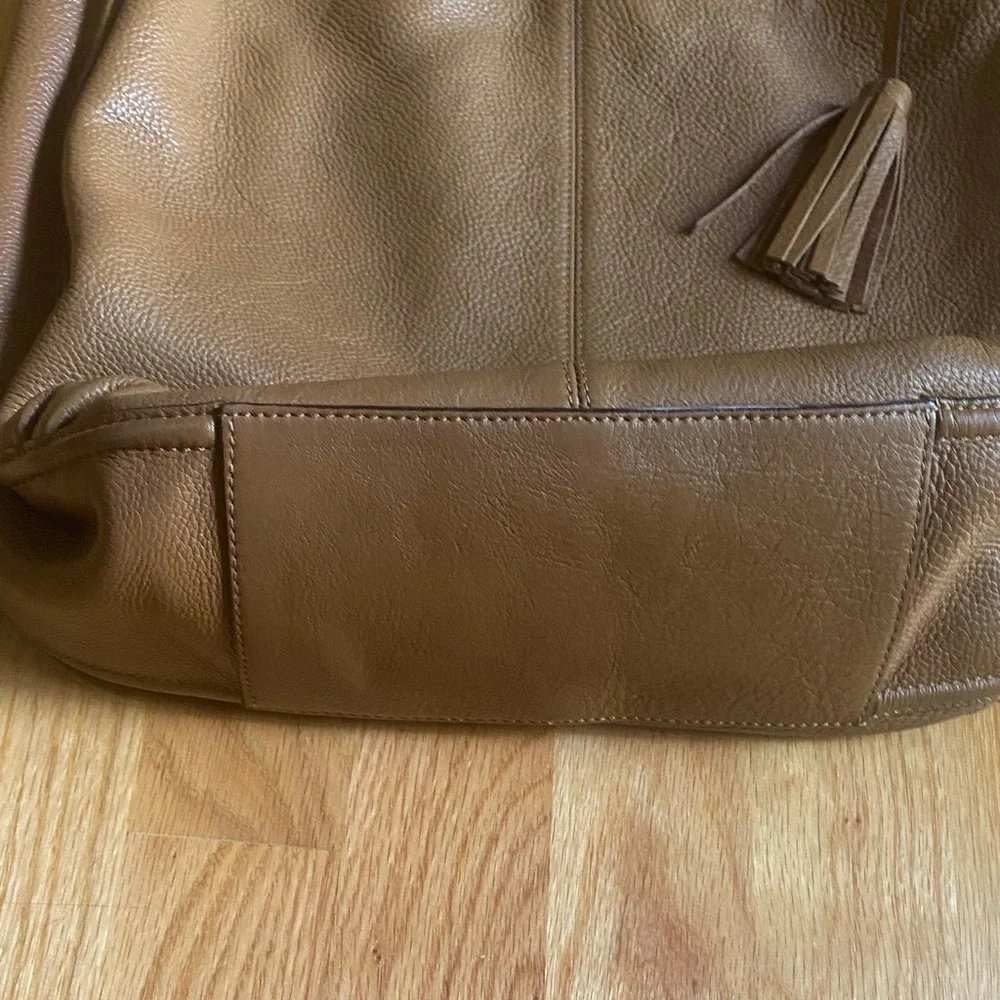 Coach stylish tan