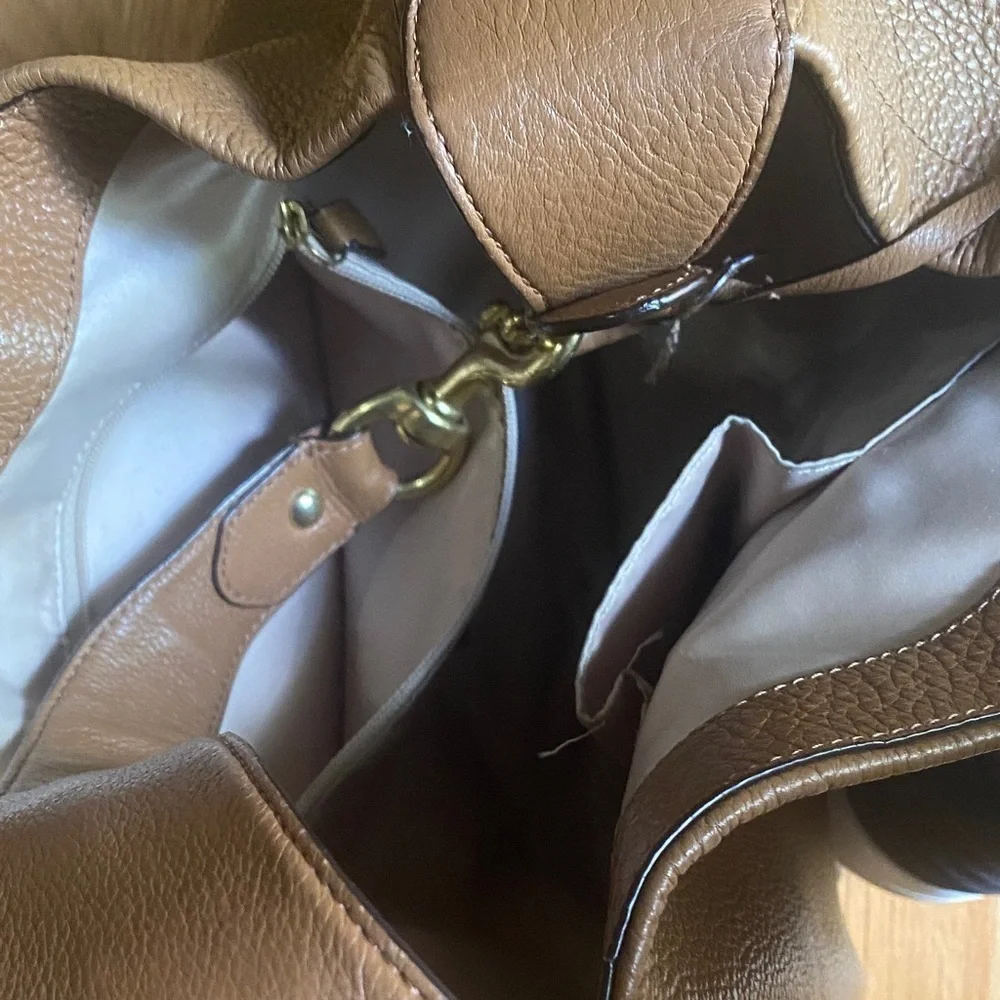 Coach stylish tan