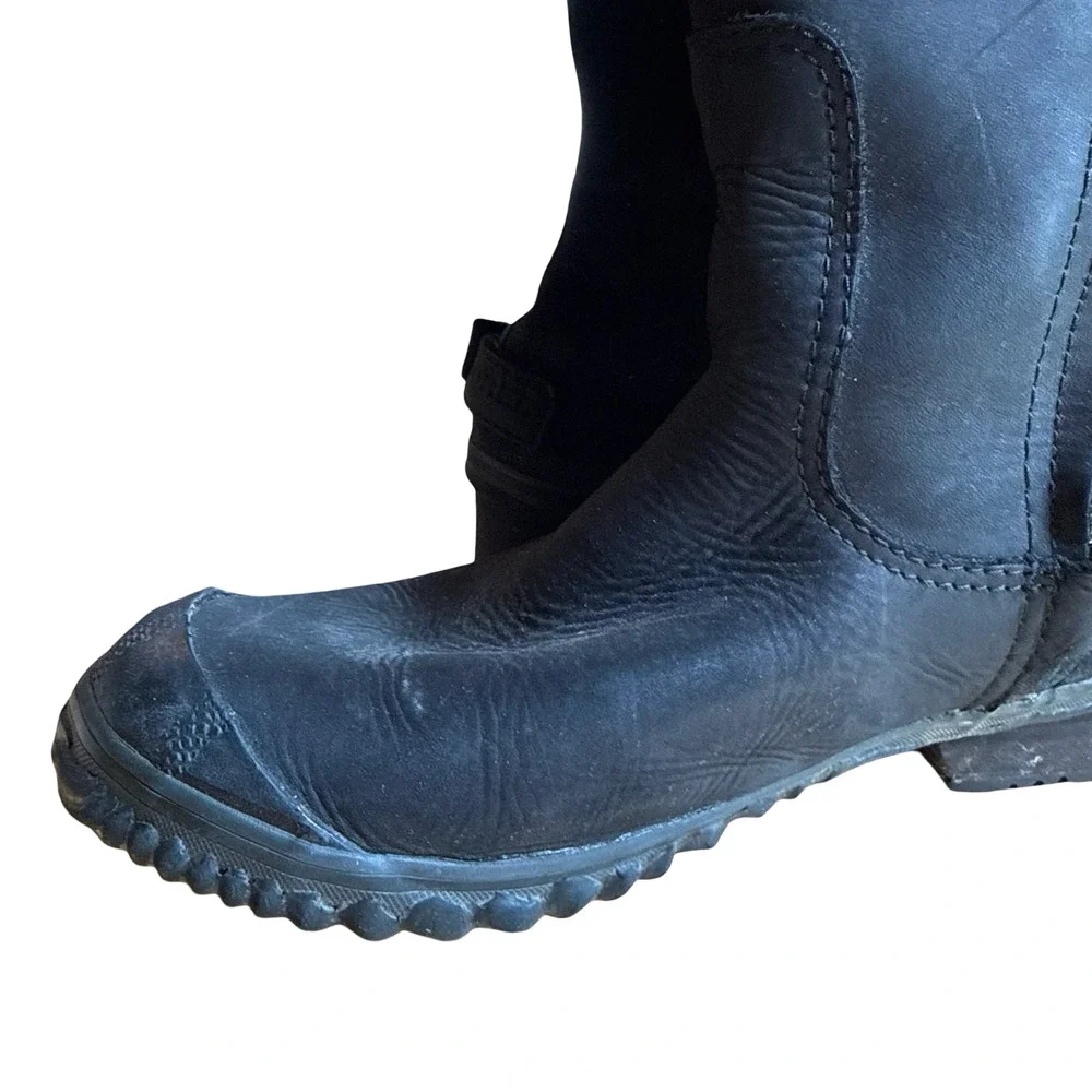 Sorel good used