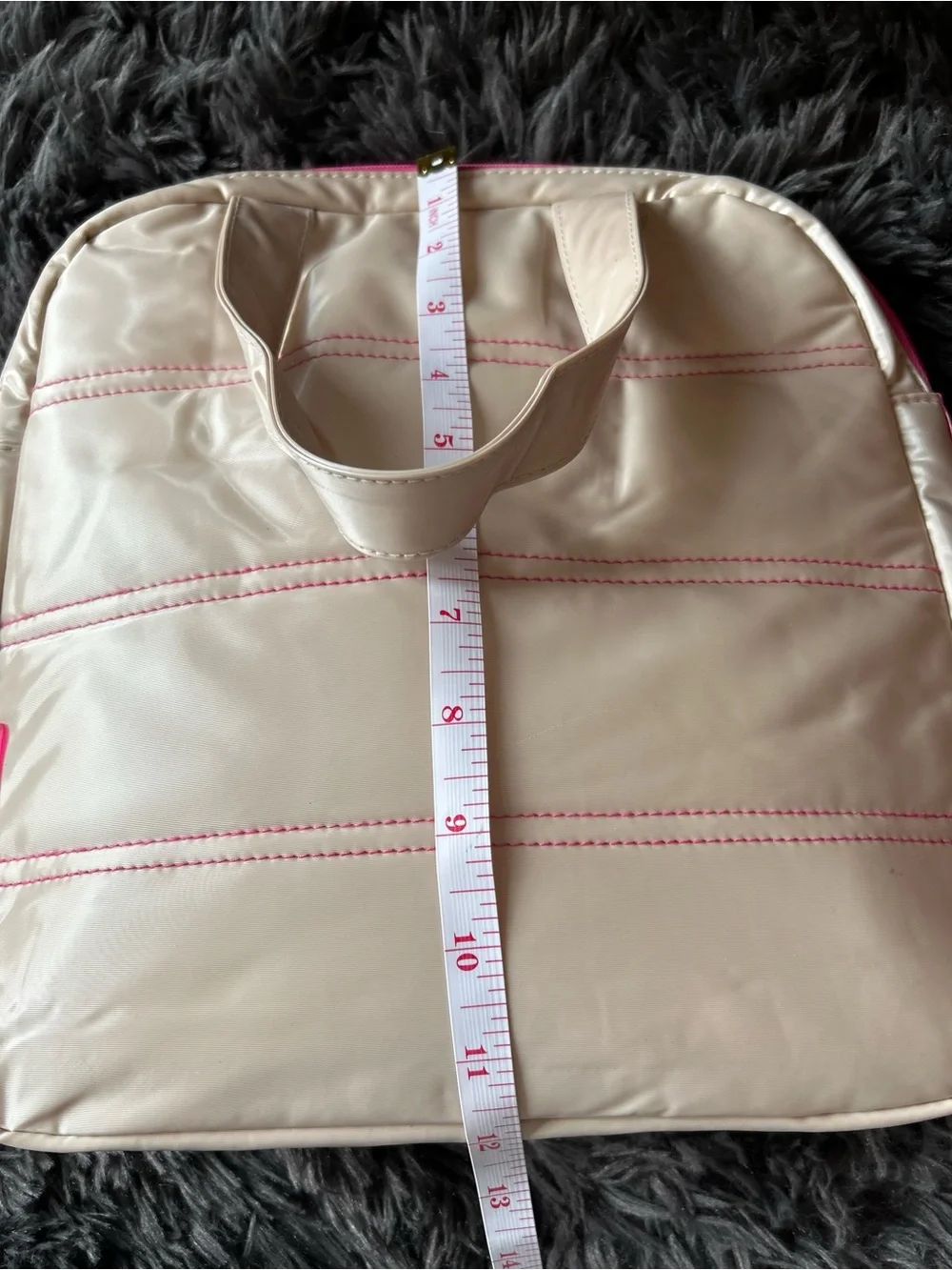 Clinique Quilted Puffer Makeup Travel Bag - Cream & Pink