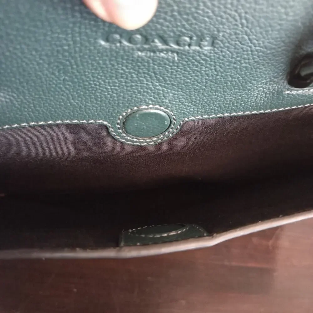 Coach modern phone