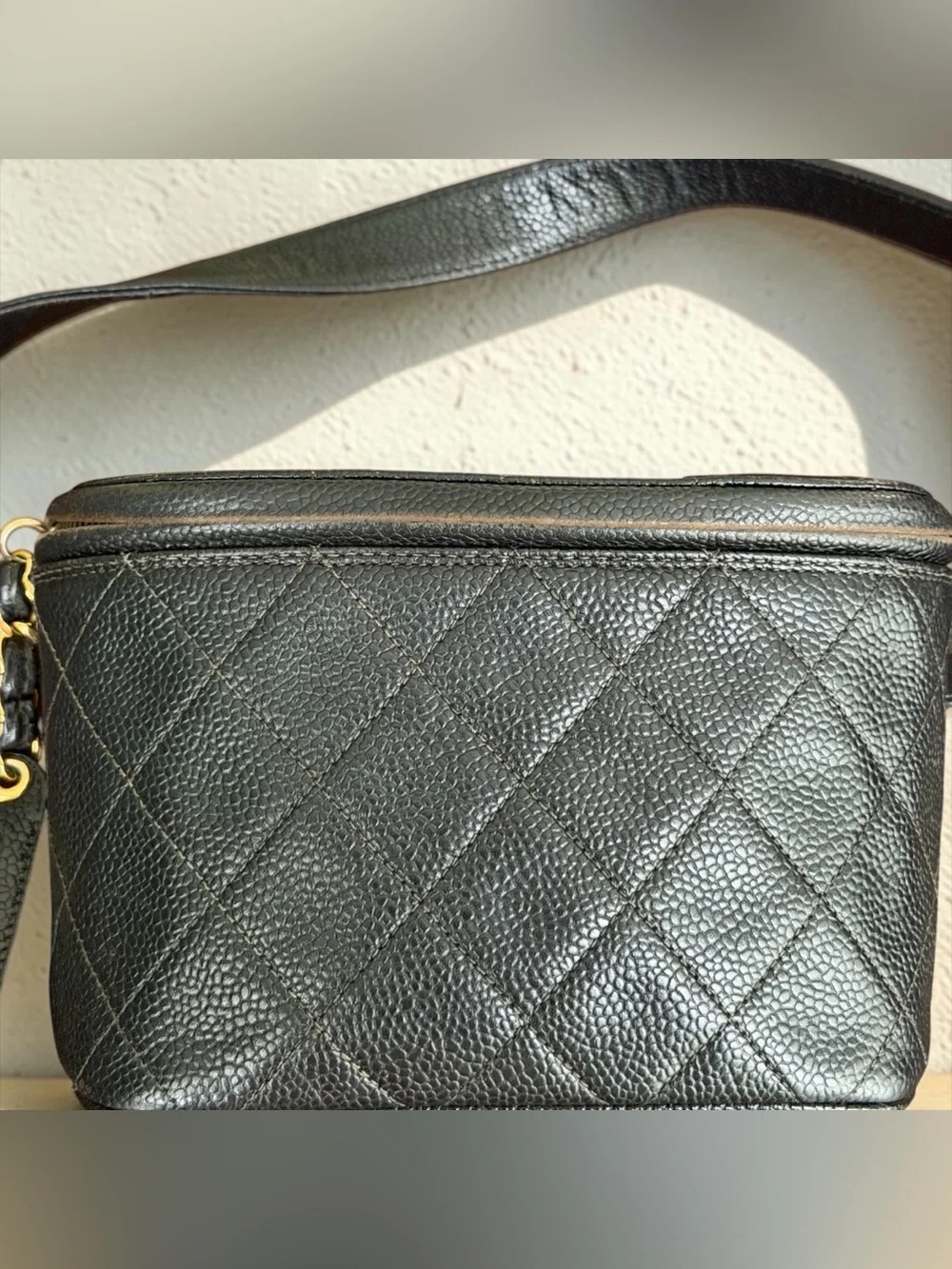 CHANEL vintage quilted