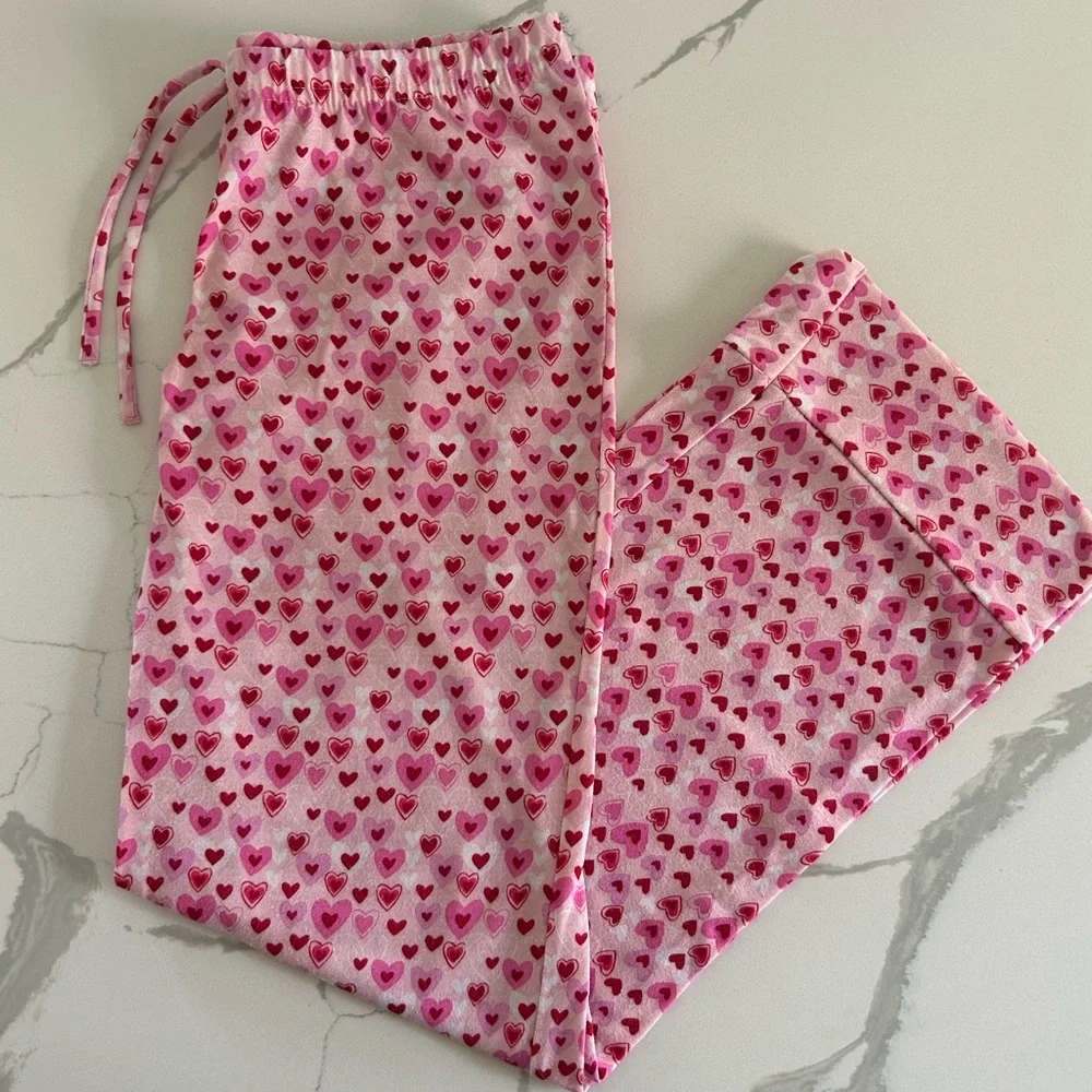 Old Navy flame comes no