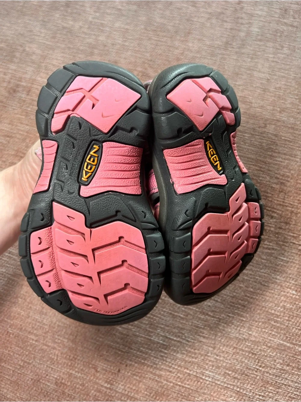 Keen Little Kids Size 8 Pink Outdoor Closed Toe Sandals Waterproof Shoes
