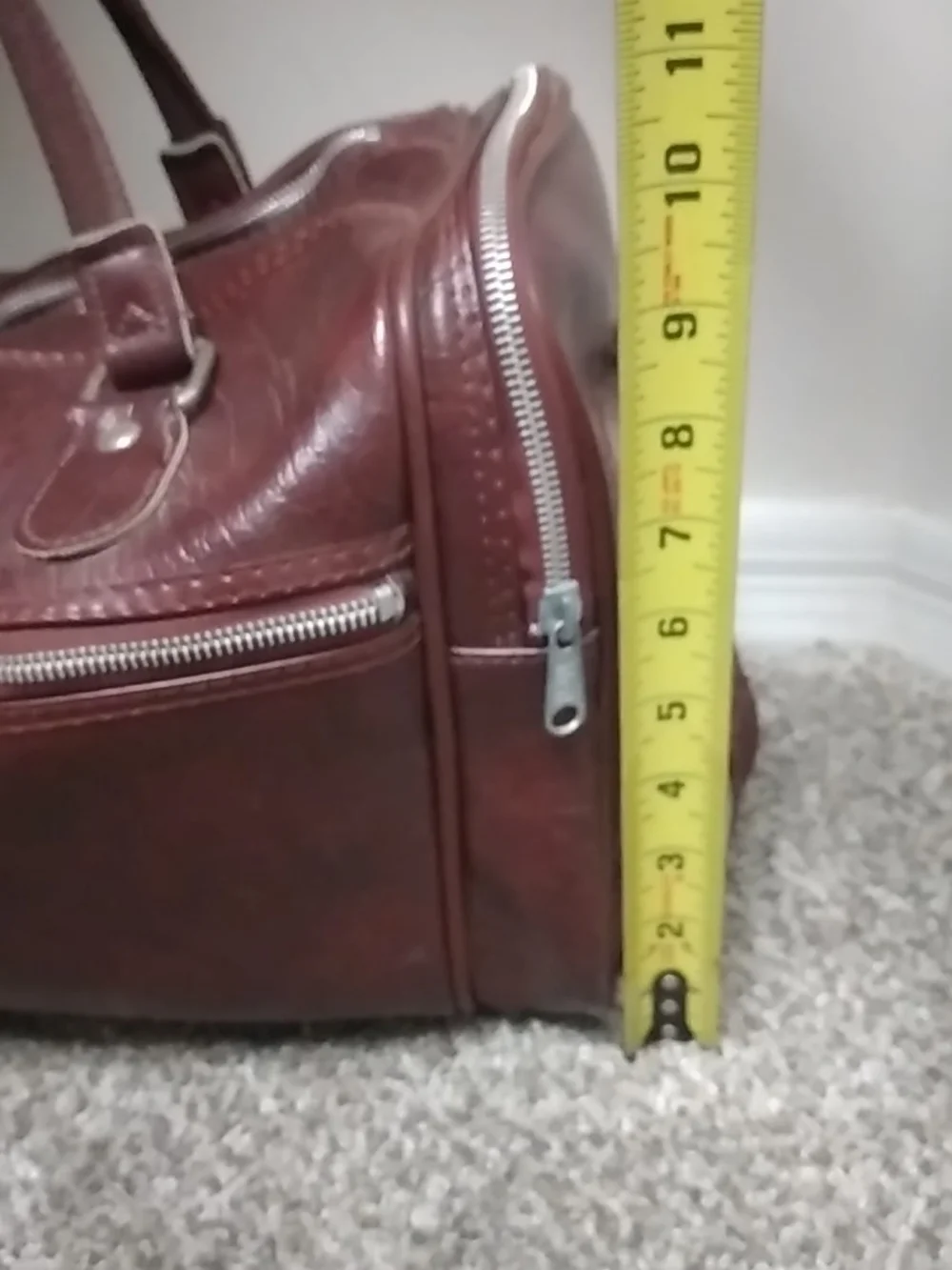 American Tourister classic brown