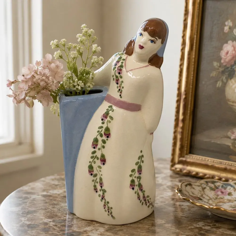 N/A graceful vintage