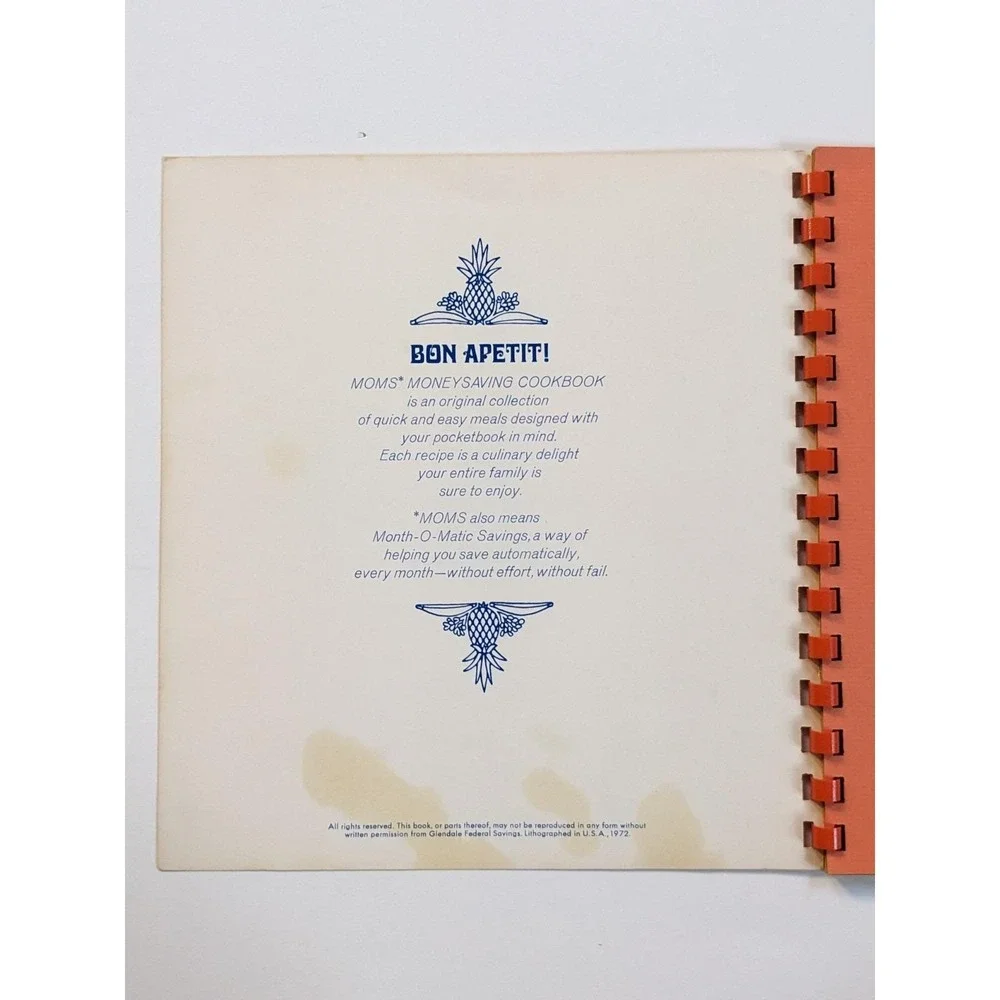 Vintage 1972 Mom's Moneysaving Cookbook Glendale Federal Savings & Loan Spiral‎