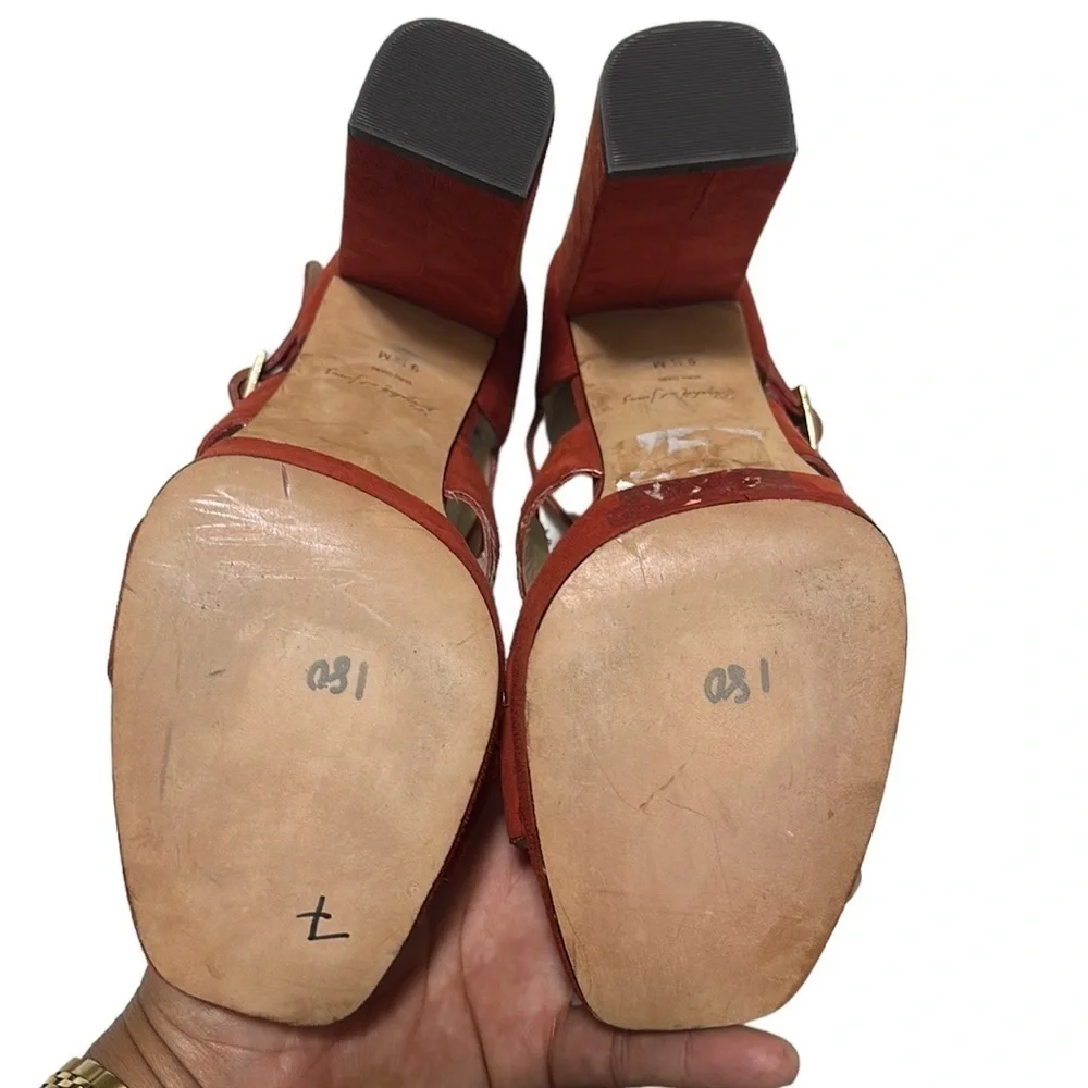 ELIZABETH & JAMES burnt orange sandales, size 9.5
