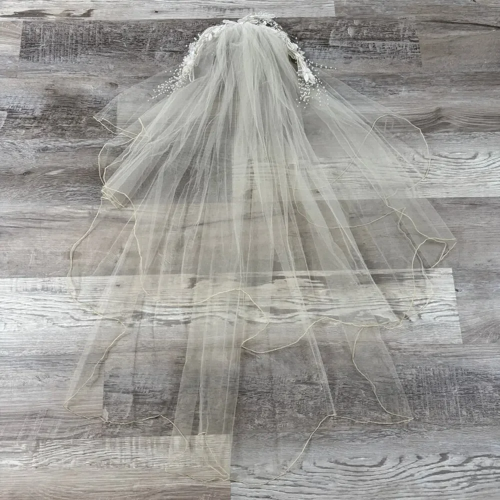 Vintage ivory bridal