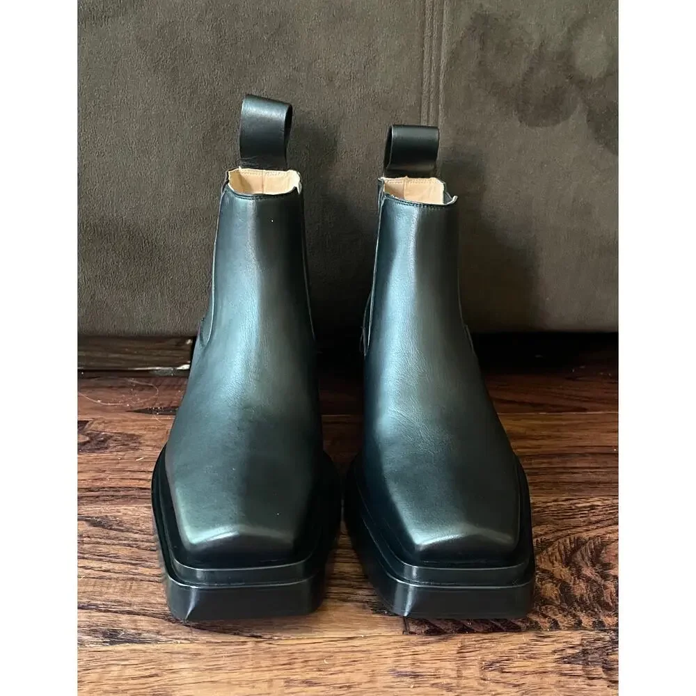 Bottega Veneta toe we