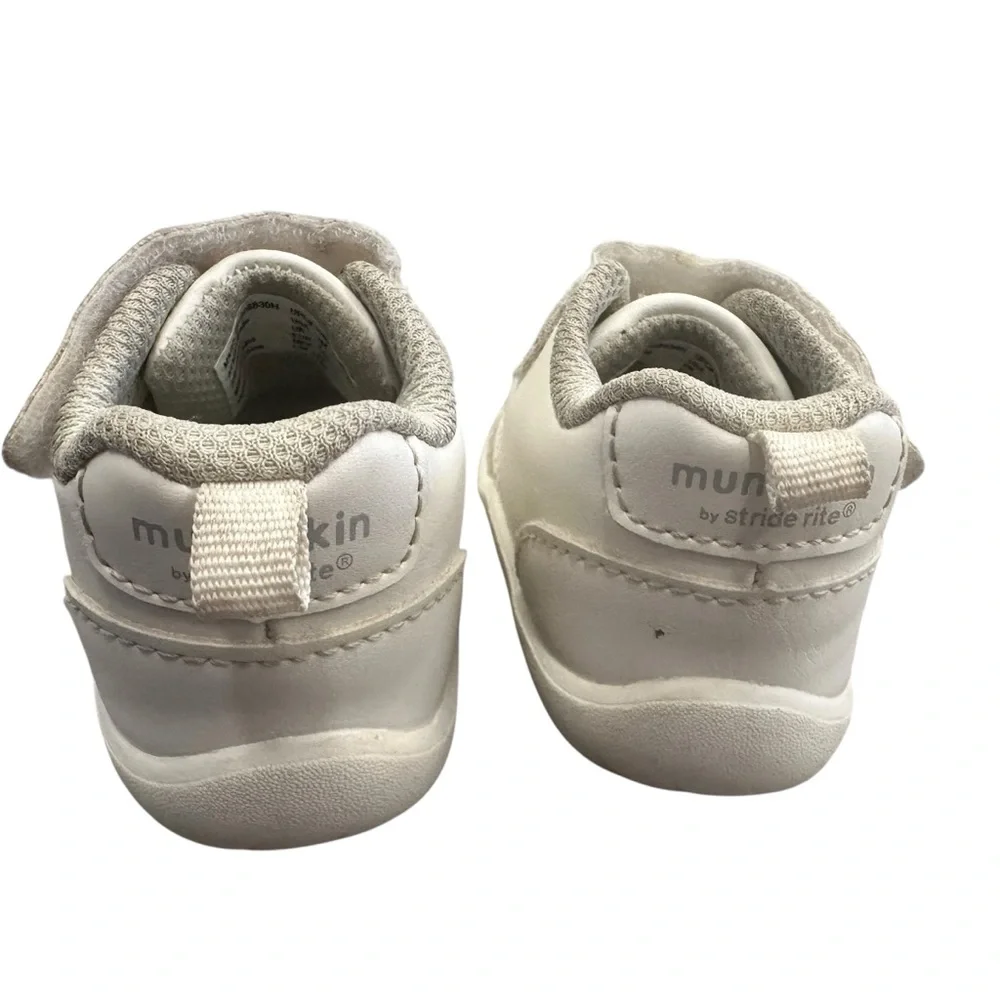 Stride Rite munchkin by