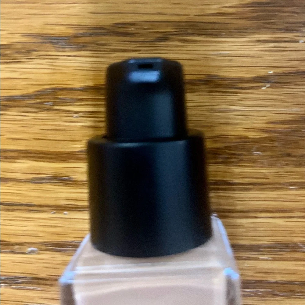 Anastasia Beverly Hills medium coverage