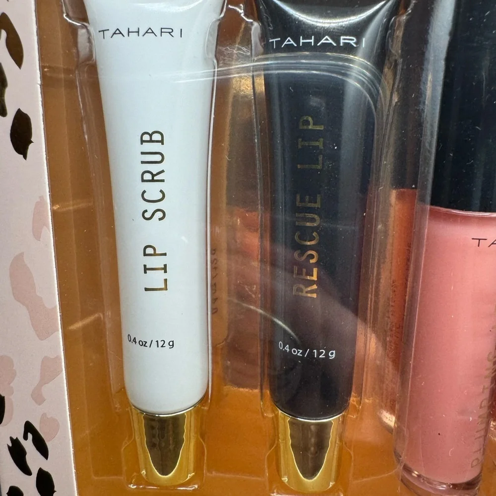 Tahari conditioner color