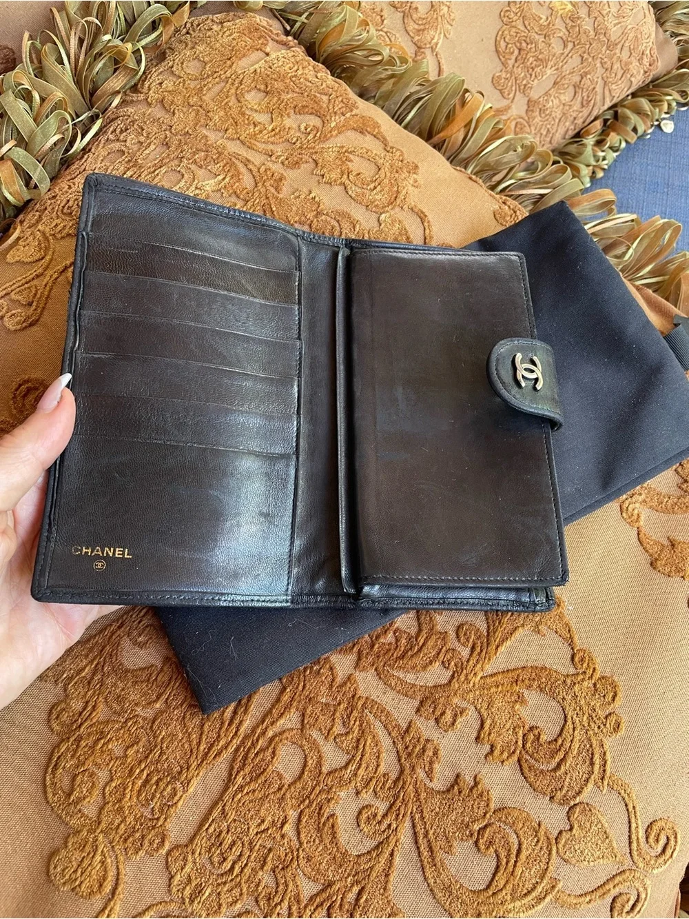 CHANEL Black Quilted cross stitch CC Snap Wallet