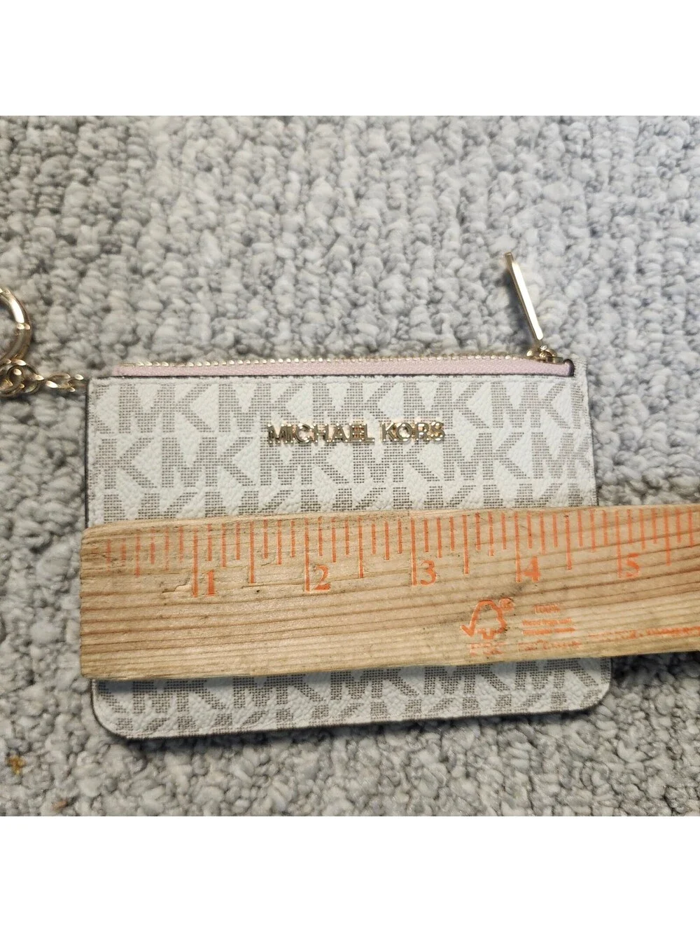 Michael Kors excellent please