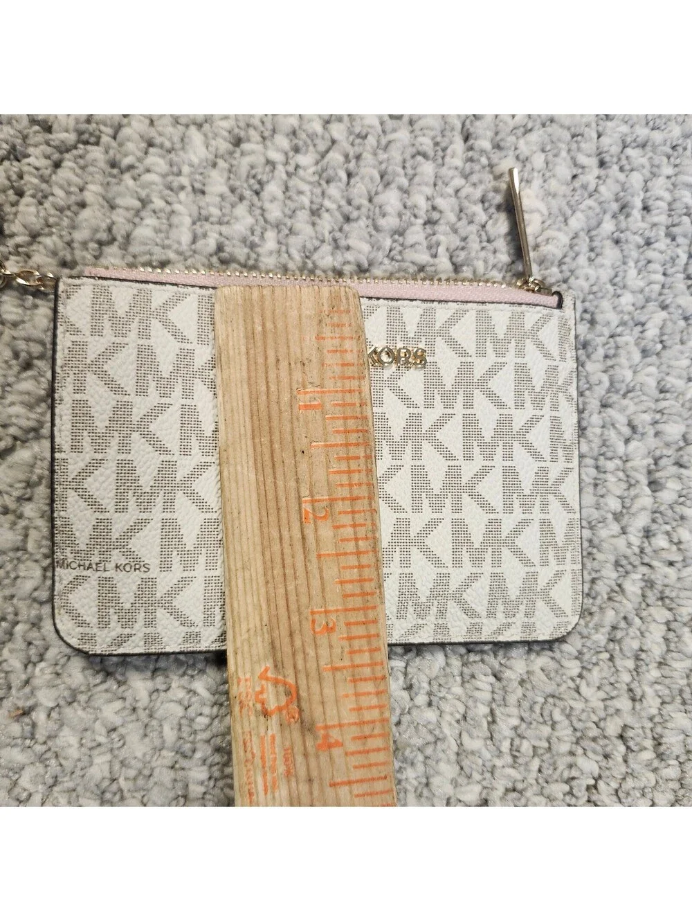 Michael Kors excellent please