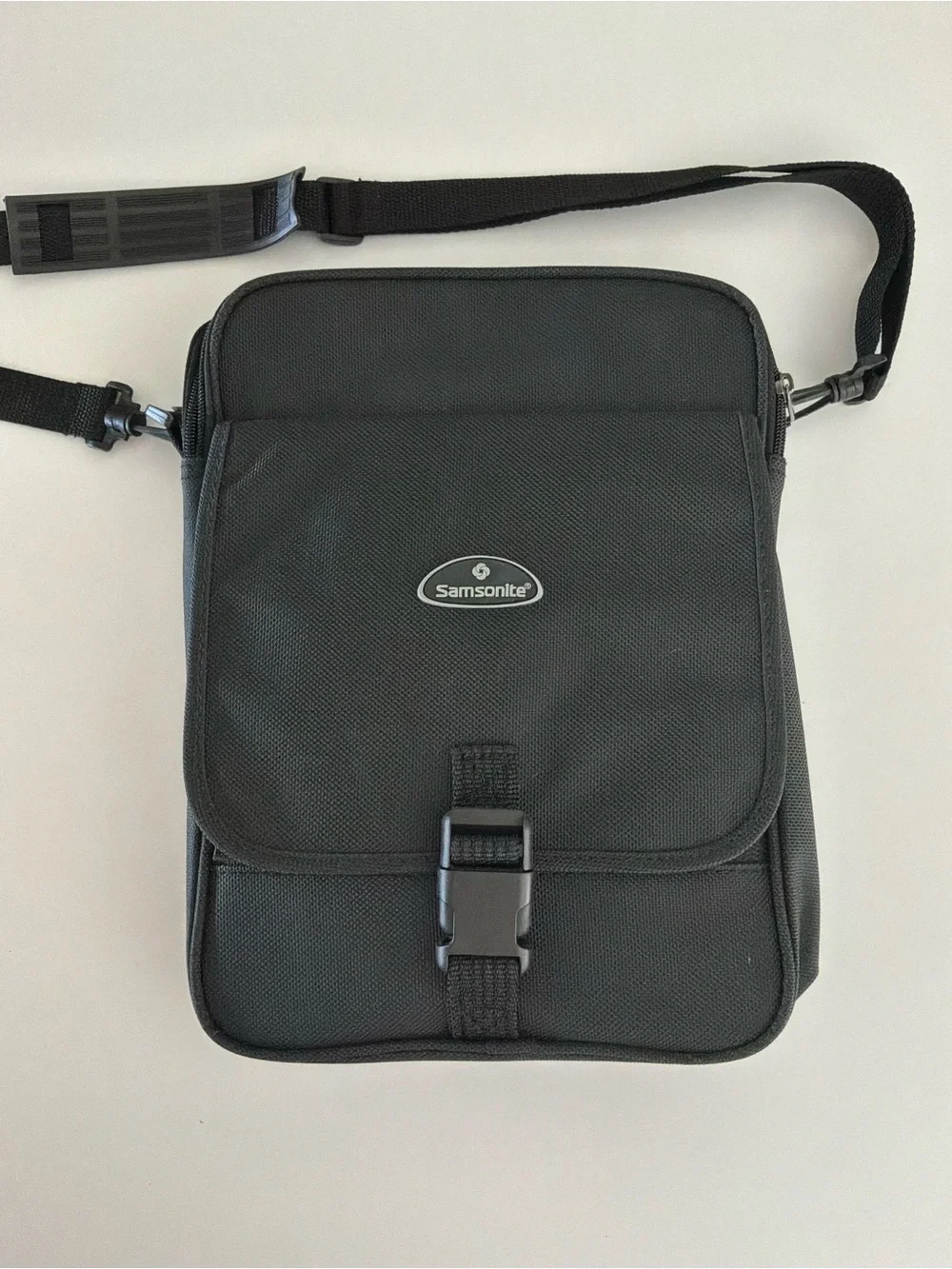 Samsonite Black Men's Crossbody Messenger Bag and weekend Duffel Bag