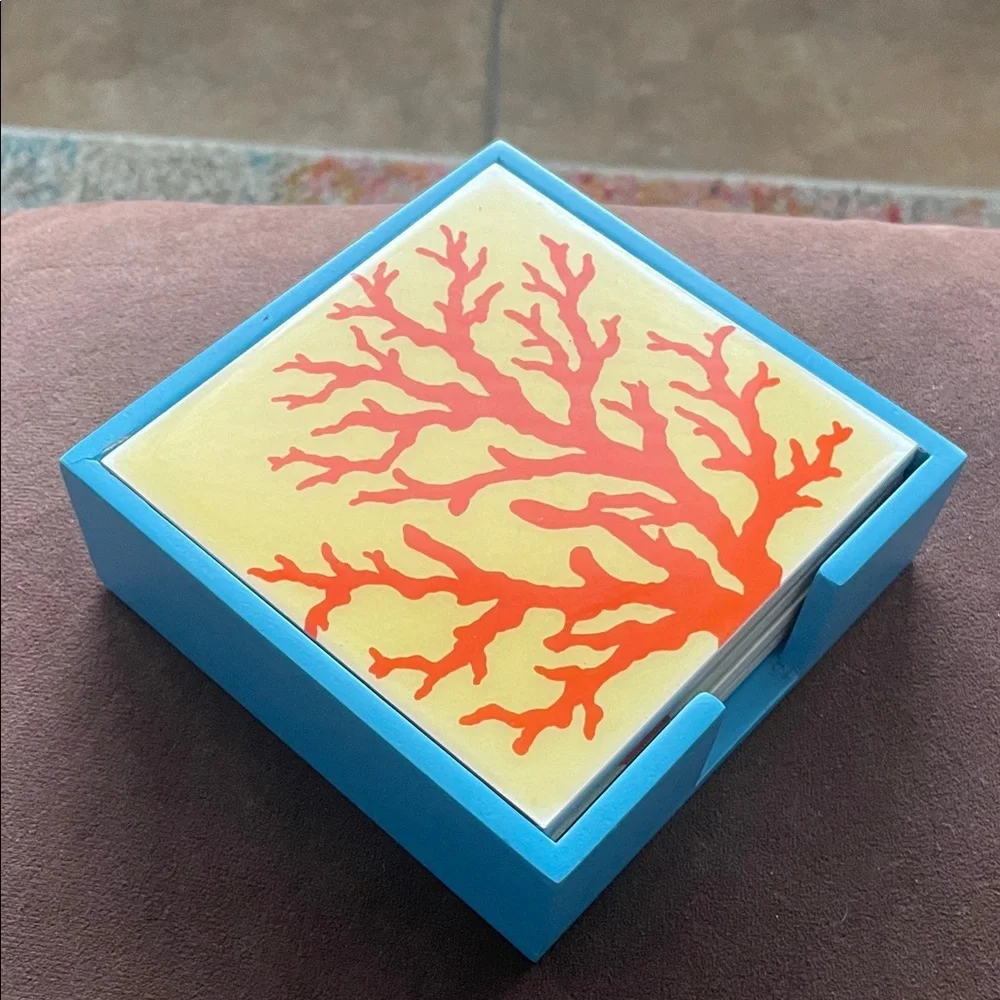 4 Vibrant Fish Coaster Set with Blue Holder