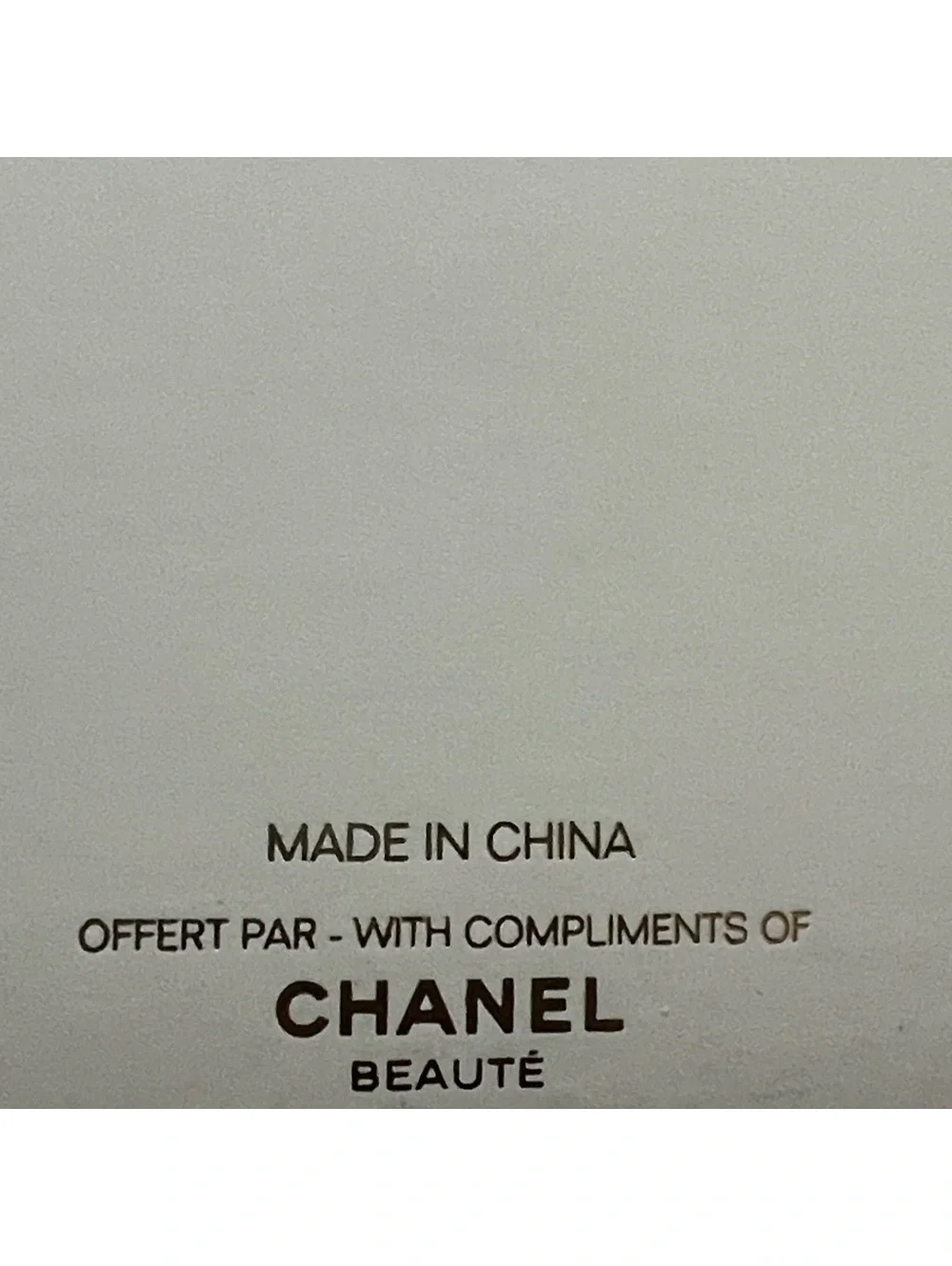 Chanel Limited Edition 2022 Cosmetic Bag in Red & Gold Tweed, NEW in Box