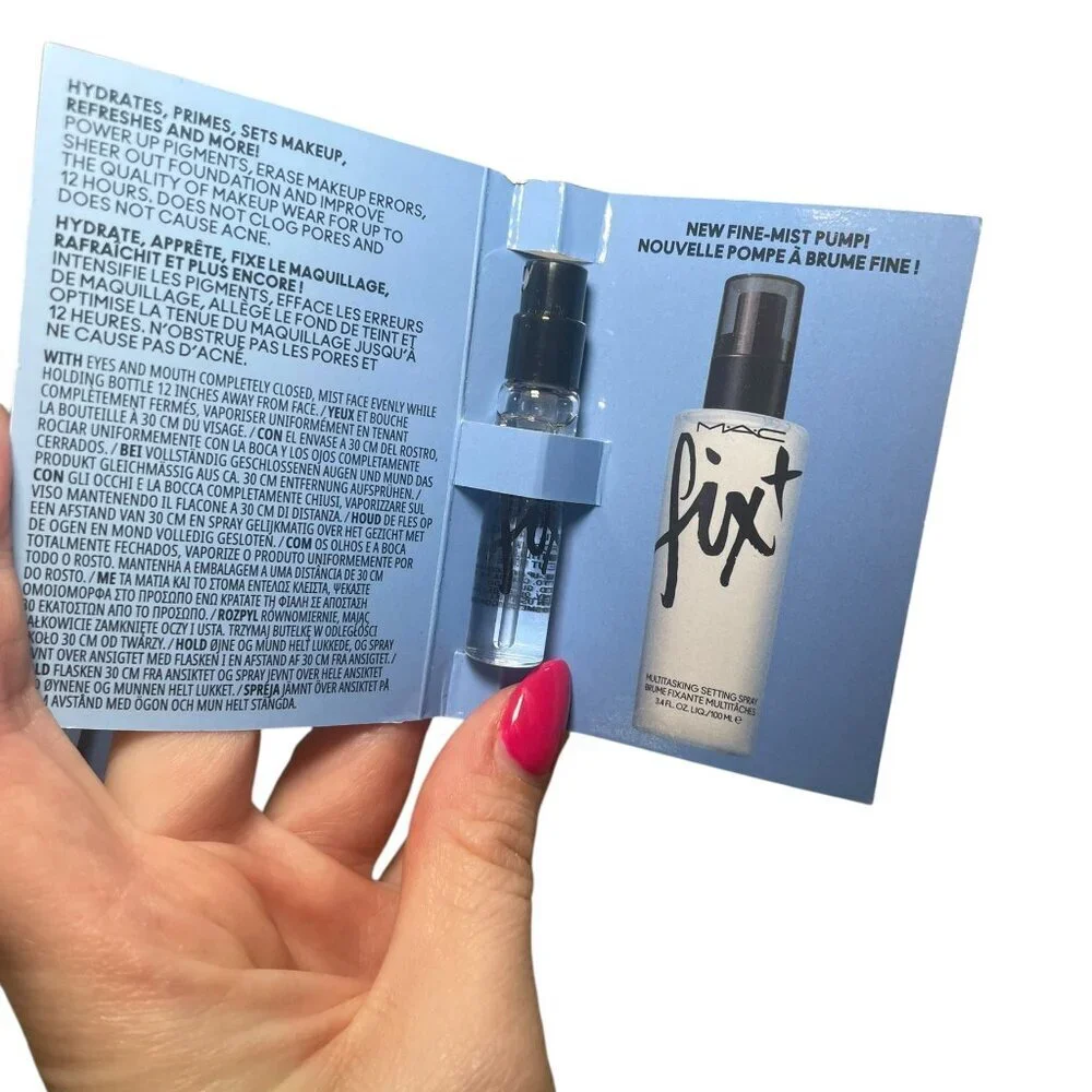 MAC Cosmetics bundle brand