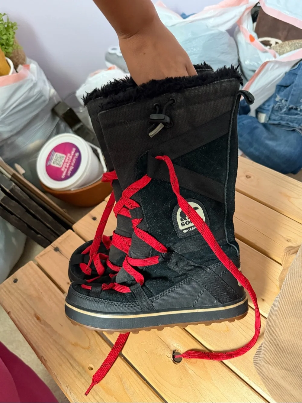 Sorel sturdy exterior plush