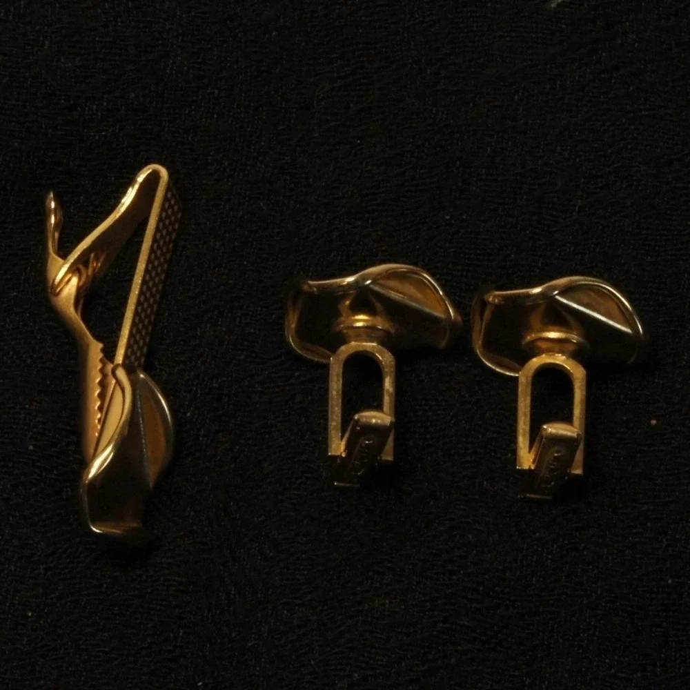N/A vintage gold