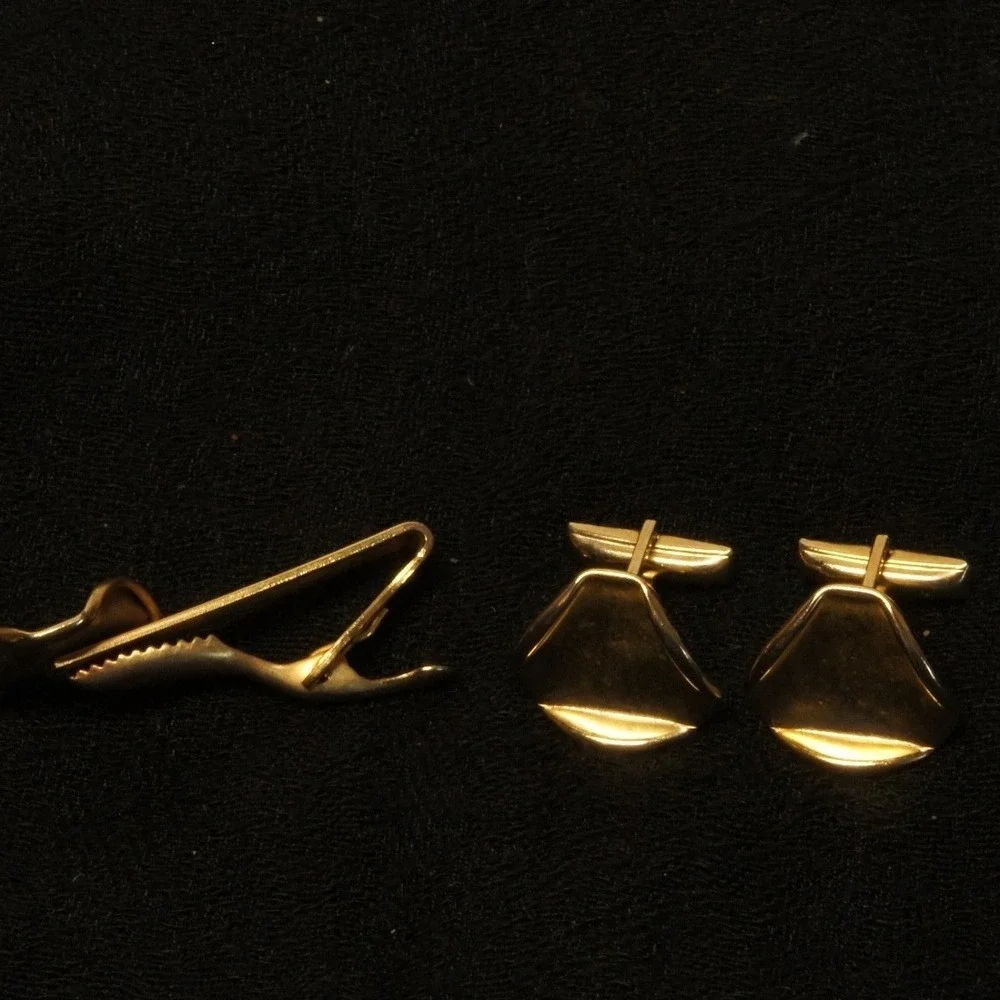 N/A vintage gold