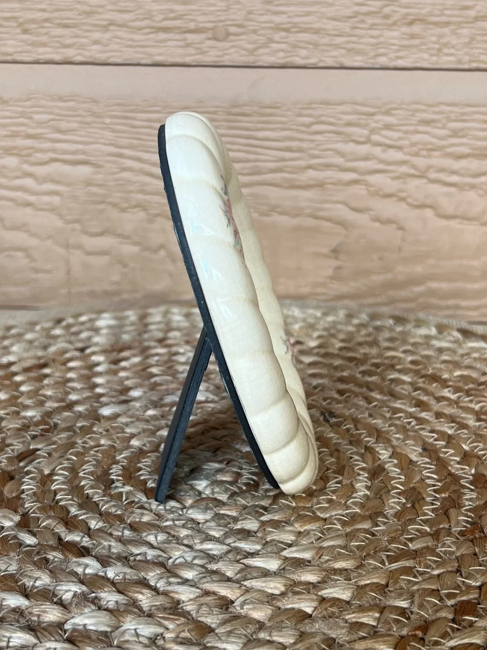 N/A classic cream