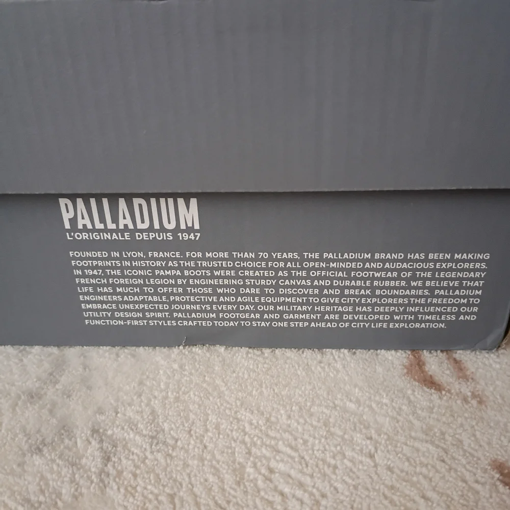 Palladium stylish platform