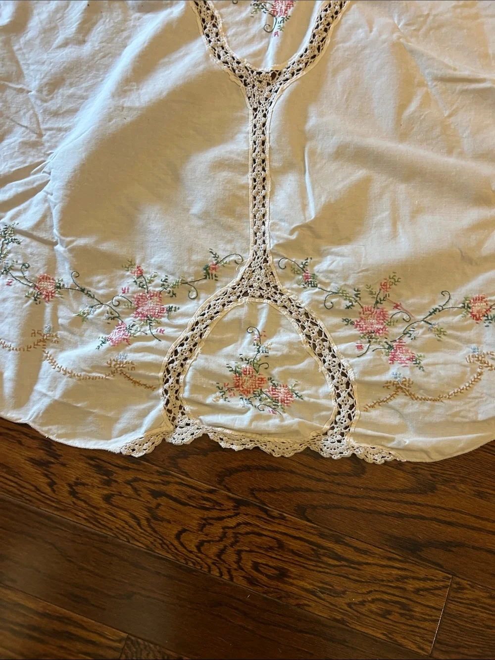 N/A elegant cream