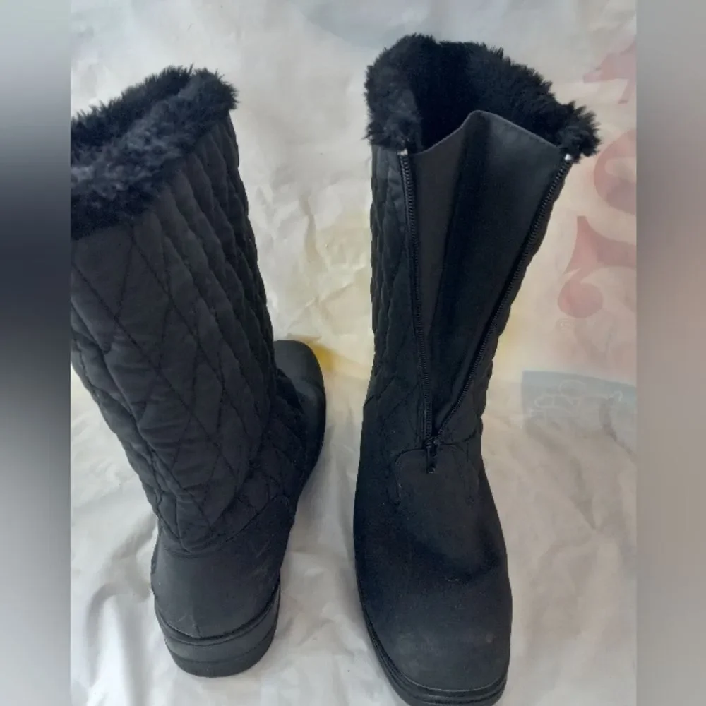 Weatherproof women quilted